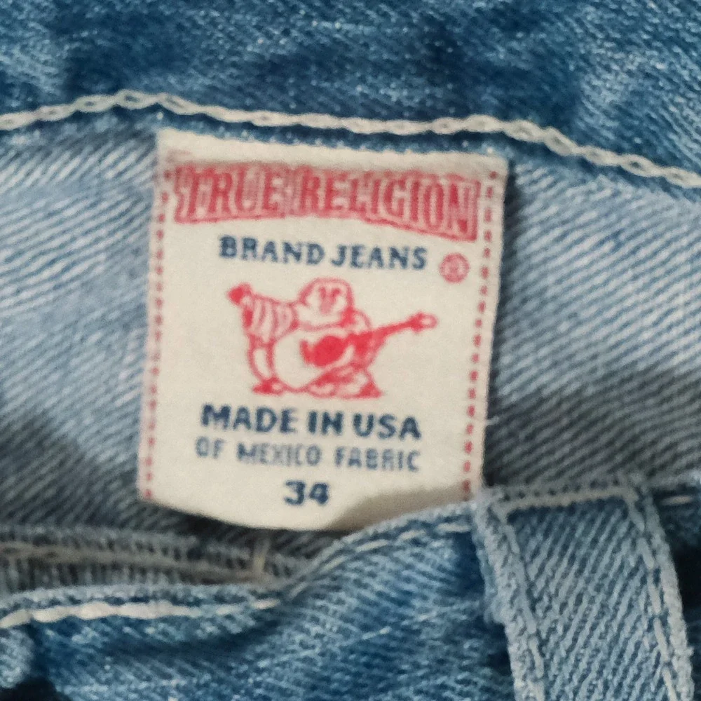 True Religion Jeans Womens 34 x 32 Blue Denim Bootcut Flaws On Pockets